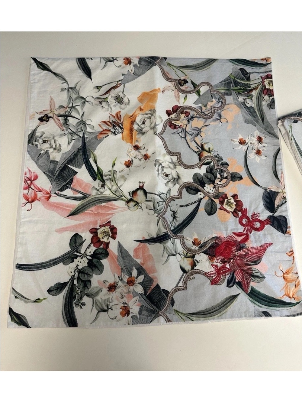 Pair Vineet Bahl Anthropologie 26x26 Euro Sham Pillow Covers Floral Embroidered